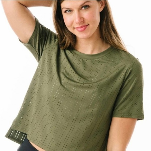 Zyia Active Vertical‎ Chill T RC S Olive Green Short Sleeve Top Tee Perforated - Picture 1 of 9